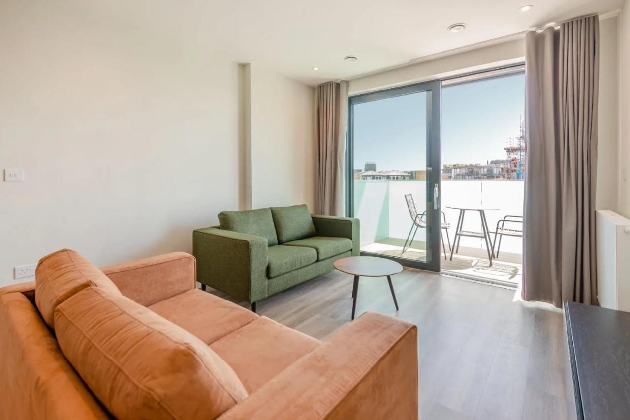 Modern Apartments In Brentford 2 Minutes Walk From Kew Bridge Экстерьер фото