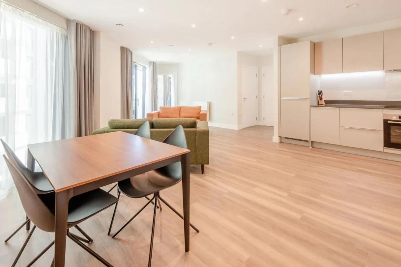 Modern Apartments In Brentford 2 Minutes Walk From Kew Bridge Экстерьер фото